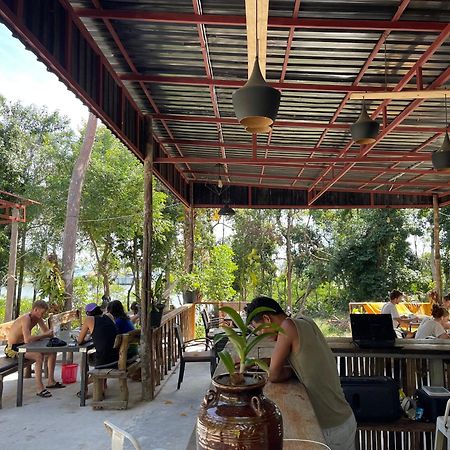 Koh Rong Lagoon Kaoh Touch Exterior photo