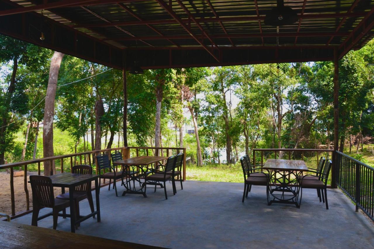 Koh Rong Lagoon Kaoh Touch Exterior photo